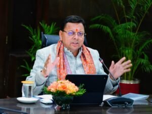 सीएम धामी ने कानून व्यवस्था को लेकर ली उच्च स्तरीय बैठक, अपराधियों पर सख्त कार्रवाई के निर्देश