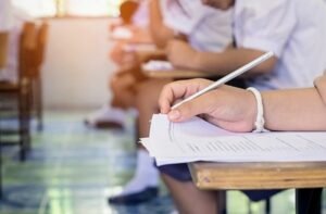 CbSE ने कक्षा 12 की कॉपी जांच में किया बड़ा बदलाव, अब पूरी मूल्यांकन प्रक्रिया होगी ऑनस्क्रीन