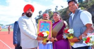 राज्यपाल लेफ्टिनेंट जनरल गुरमीत सिंह पहुंचे पौड़ी, गार्ड ऑफ ऑनर से हुआ स्वागत