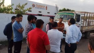 जिला प्रशासन की बड़ी कार्यवाही व्यावसायिक प्रतिष्ठानों से 09 घरेलू गैस सिलेंडर जब्त