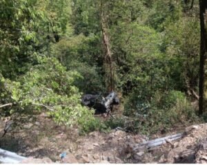 गोपेश्वर-चोपता मार्ग पर सेना की गाड़ी हादसे का शिकार, एक जवान हायर सेंटर रेफर