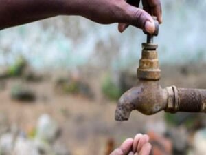 उत्तराखंड के 191 स्कूलों में नहीं है पेयजल सुविधा, गर्मी में बच्चे परेशान