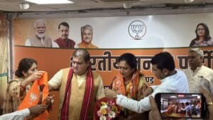 चुनाव से पहले कांग्रेस में भगदड़, दिग्गज नेताओं ने थामा भाजपा का दामन