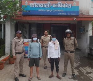 ऋषिकेश के काले की ढाल क्षेत्र में पर्यटकों के साथ मारपीट एवं वाहन क्षतिग्रस्त करने के मामले में दून पुलिस ने त्वरित कार्रवाई