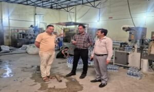 हरिद्वार में खाद्य विभाग की का  छापा,कैंटीन में मिले बदबूदार चने