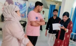 दिनेशपुर में शिकायत के बाद अस्पताल पर छापा:बिना पंजीकरण संचालन मिलने पर सील किया,