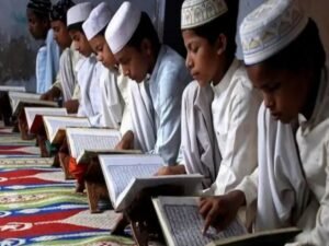 अब पांच जिलों के सरकारी स्कूलों की होगी मिड डे मील की जांच, मदरसों में मिला था फर्जी नामांकन