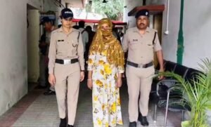 इंस्टाग्राम रील ने खोला लाखों की चोरी का राज, हीरे का हार पहनकर वीडियो बनाना पड़ा भारी