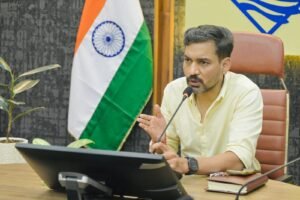 हर घर जल’ में देरी बर्दाश्त नहीं! डीएम आशीष चौहान ने अधिकारियों को लगाई फटकार….