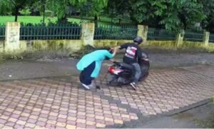 स्वतंत्रता दिवस की सुरक्षा के बीच 75 वर्षीय बुजुर्ग महिला से चेन लूट, CCTV में कैद हुई वारदात