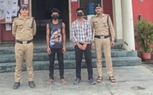कांवड़ियों से भिड़ना पड़ा भारी! सेलाकुई बाजार में सरेआम बवाल, पुलिस के समझाने पर भी नहीं माने—दो युवक गिरफ्तार