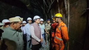 मुख्यमंत्री पुष्कर सिंह धामी ने टीएचडीसी टनल हादसे का किया स्थलीय निरीक्षण, रेस्क्यू अभियान का लिया जायजा