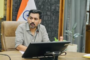 फर्जी तरीके से लोन दिलाने वाले एजेंटों के नेटवर्क को तोड़ने जिला प्रशासन ने कसी कमर