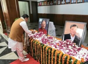 विधानसभा सत्र से पहले सीएम धामी ने भुवन चंद्र खंडूड़ी और हीरा सिंह बिष्ट को दी श्रद्धांजलि