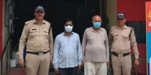 भू-माफियाओं पर दून पुलिस की सख्ती, डेढ़ साल से फरार 10-10 हजार के दो ईनामी गिरफ्तार